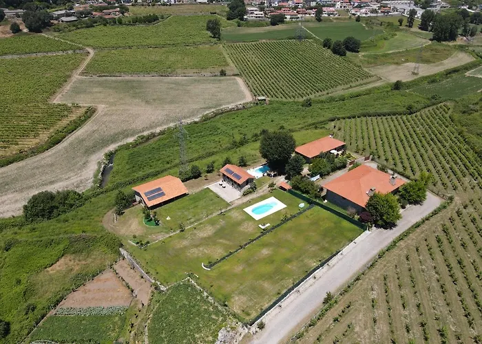 Quinta De Carvalhal - Casa Da Vinha Guimaraes